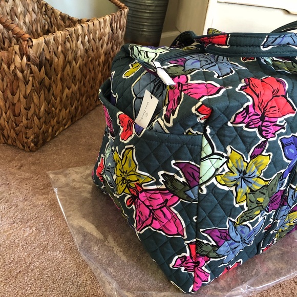 Vera Bradley large duffel Falling Flowers - Picture 2 of 7